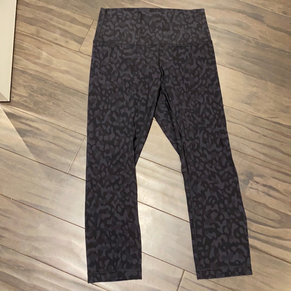 Lululemon leggings camo coal